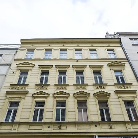 Cityscape Wenceslas Square Apartment Прага Экстерьер фото