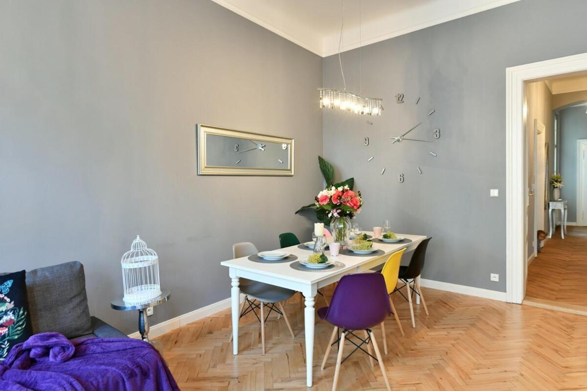 Cityscape Wenceslas Square Apartment Прага Экстерьер фото