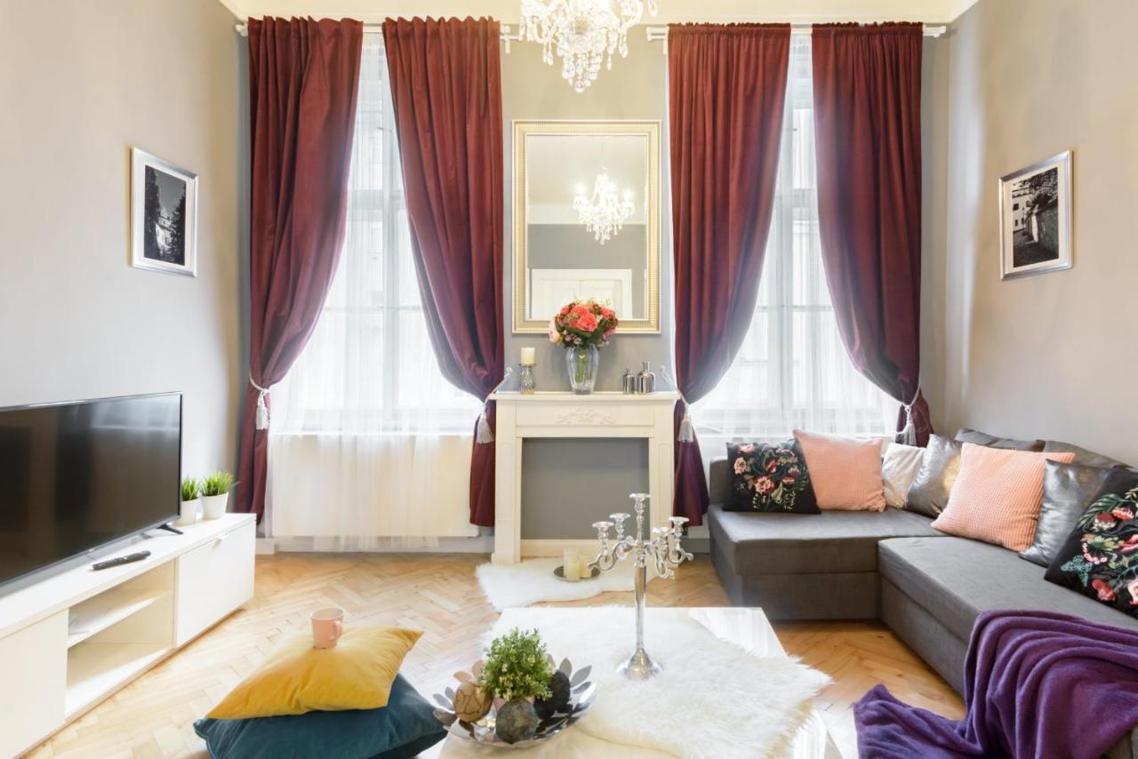 Cityscape Wenceslas Square Apartment Прага Экстерьер фото